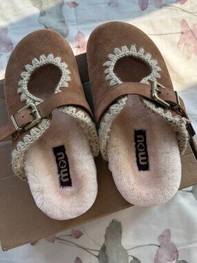Mou Handmade Crocheted Suede Slippers